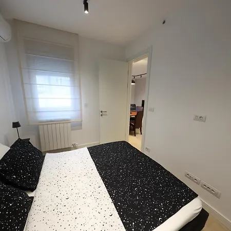 Modern In The Heart Of Apartment