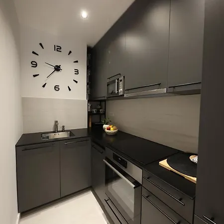 Modern In The Heart Of Apartment